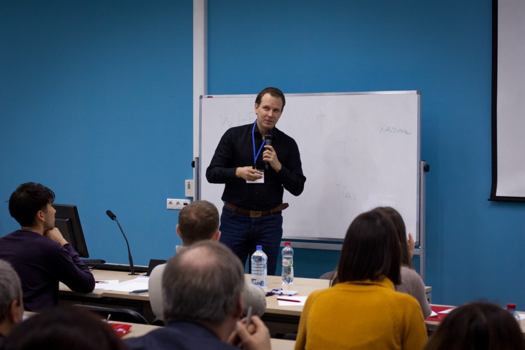 Дмитрий Кот на семинаре веб-студии PUGOFKA